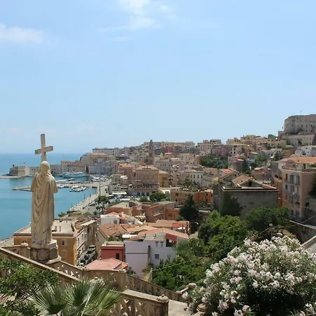 Sfings Vila Formia